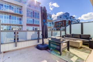 119 High St W, Mississauga, ON L5H 1K4, Canada, ,  