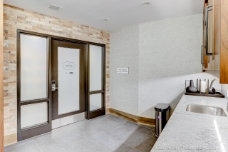 119 High St W, Mississauga, ON L5H 1K4, Canada, ,  