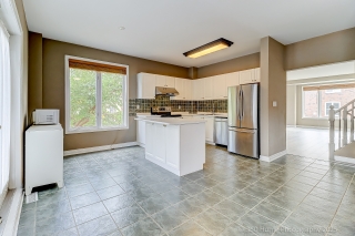 189 Leitchcroft Crescent, Markham, ON L3T 7T5, Canada, ,  