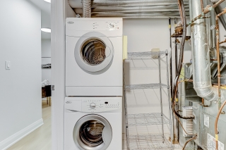 Unit 256-318 John St., Markham, ON L3T 0B1, Canada, ,  