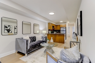 Unit 256-318 John St., Markham, ON L3T 0B1, Canada, ,  