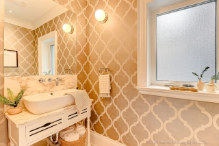 21 Wilson Park Rd, Toronto, ON M6K 3B6, Canada, ,  