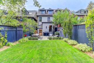 21 Wilson Park Rd, Toronto, ON M6K 3B6, Canada, ,  