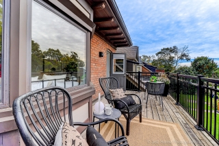 21 Wilson Park Rd, Toronto, ON M6K 3B6, Canada, ,  