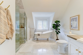 21 Wilson Park Rd, Toronto, ON M6K 3B6, Canada, ,  