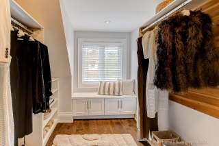 21 Wilson Park Rd, Toronto, ON M6K 3B6, Canada, ,  