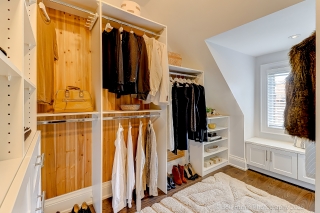 21 Wilson Park Rd, Toronto, ON M6K 3B6, Canada, ,  