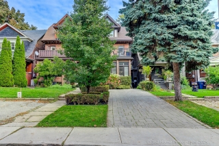 21 Wilson Park Rd, Toronto, ON M6K 3B6, Canada, ,  