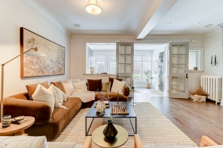 21 Wilson Park Rd, Toronto, ON M6K 3B6, Canada, ,  
