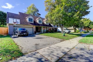 8 Haslemere Ave, Brampton, ON L6W 2X4, Canada, ,  