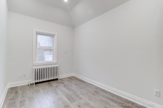 194 Roe Ave, Toronto, ON M5M 2J2, Canada, ,  