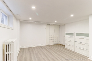 194 Roe Ave, Toronto, ON M5M 2J2, Canada, ,  