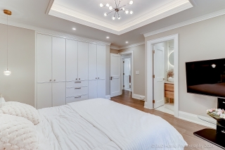 24 Evanston Dr, North York, ON M3H 5P1, Canada, ,  