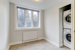 Unit 2-2814 Bloor St W, Toronto, ON M4W 3E2, Canada, ,  