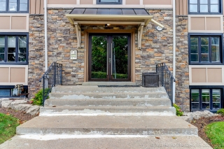 Unit 2-2814 Bloor St W, Toronto, ON M4W 3E2, Canada, ,  