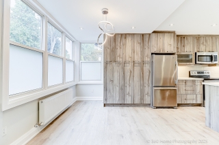 Unit 2-2814 Bloor St W, Toronto, ON M4W 3E2, Canada, ,  