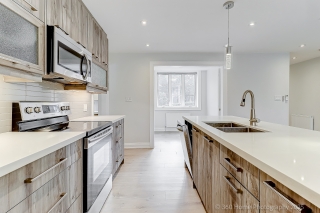 Unit 2-2814 Bloor St W, Toronto, ON M4W 3E2, Canada, ,  