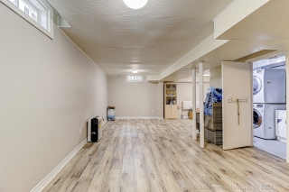 32 Heathcliffe Square, Brampton, ON L6S 5P7, Canada, ,  