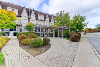 Unit 143-326 John St., Markham, ON L3T 0B1, Canada, ,  
