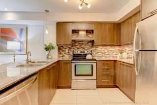 Unit 143-326 John St., Markham, ON L3T 0B1, Canada, ,  