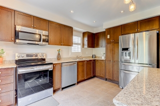 17 McHugh Rd, Ajax, ON L1Z 0M8, Canada, ,  