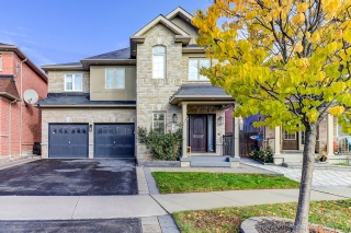 17 McHugh Rd, Ajax, ON L1Z 0M8, Canada, ,  