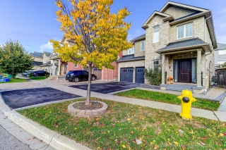 17 McHugh Rd, Ajax, ON L1Z 0M8, Canada, ,  