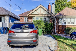 192 Roe Ave, North York, ON M5M 2J2, Canada, ,  