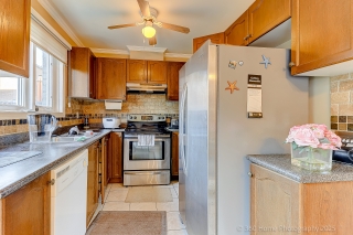 144 Matthew Boyd Crescent, Newmarket, ON L3X 3C6, Canada, ,  