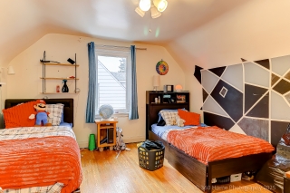 184 Oakridge Dr, Scarborough, ON M1M 2A4, Canada, ,  