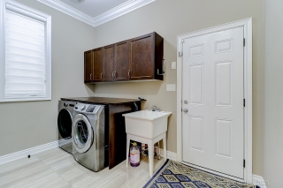 107 Queen Filomena Ave, Maple, ON L6A 0J1, Canada, ,  