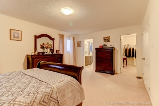 2012 Queensbury Dr, Oshawa, ON L1K 0R9, Canada, ,  