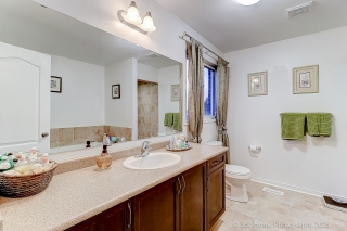 2012 Queensbury Dr, Oshawa, ON L1K 0R9, Canada, ,  