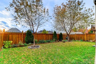 2012 Queensbury Dr, Oshawa, ON L1K 0R9, Canada, ,  