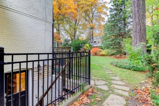91 Braemore Gardens, Toronto, ON M6G 2C7, Canada, ,  