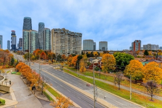 Unit 605-202 Burnhamthorpe Rd E, Mississauga, ON L5A 0B2, Canada, ,  