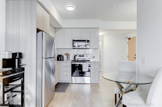 Unit 605-202 Burnhamthorpe Rd E, Mississauga, ON L5A 0B2, Canada, ,  