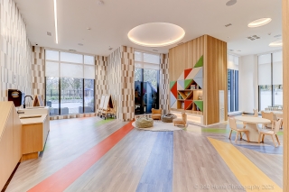 Unit 605-202 Burnhamthorpe Rd E, Mississauga, ON L5A 0B2, Canada, ,  