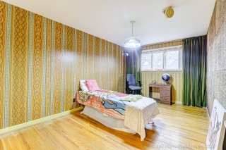 10 Fontainbleau Dr, North York, ON M2M 1N9, Canada, ,  