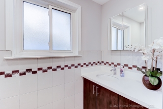 10 Fontainbleau Dr, North York, ON M2M 1N9, Canada, ,  