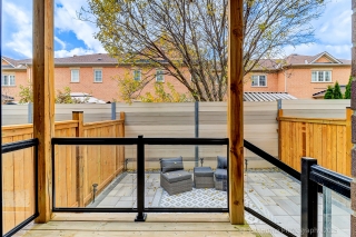 126 Pageant Ave, Vaughan, ON L4H 4R4, Canada, ,  