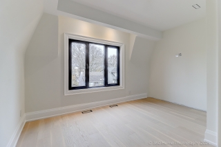 28 Pine Ave S, Mississauga, ON L5H 2P6, Canada, ,  