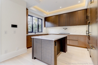 28 Pine Ave S, Mississauga, ON L5H 2P6, Canada, ,  