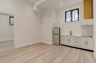 28 Pine Ave S, Mississauga, ON L5H 2P6, Canada, ,  