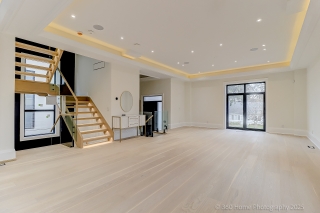 28 Pine Ave S, Mississauga, ON L5H 2P6, Canada, ,  