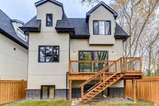 28 Pine Ave S, Mississauga, ON L5H 2P6, Canada, ,  