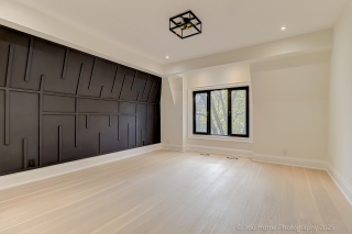 28 Pine Ave S, Mississauga, ON L5H 2P6, Canada, ,  