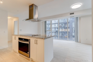 Unit 1307-20 Gatineau Dr, Vaughan, ON L4J 0L3, Canada, ,  