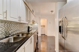 Unit 1107- 1 Royal Orchard Blvd, Thornhill, ON L3T 3C2, Canada, ,  