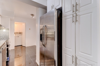 Unit 1107- 1 Royal Orchard Blvd, Thornhill, ON L3T 3C2, Canada, ,  